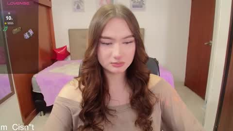 Miley online show from February 4, 2:10 pm