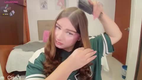 Miley online show from February 10, 1:22 pm