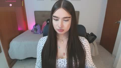 Miley online show from April 7, 1:55 pm