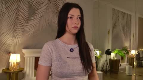 Miley online show from February 6, 6:07 am