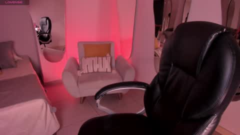 Miley Cruz  IG miley model23 online show from December 11, 3:35 am