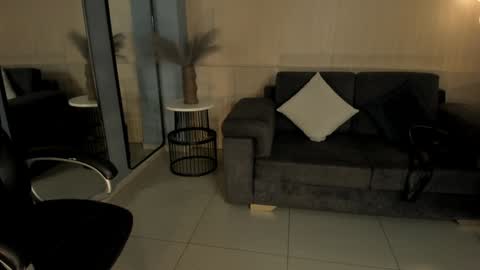 Miley Cruz  IG miley model23 online show from December 15, 3:34 am