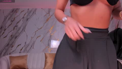 Miley Cruz  IG miley model23 online show from February 7, 3:12 am