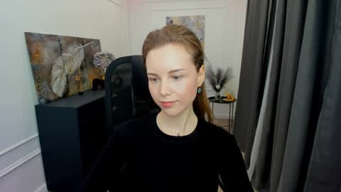 mileygloss online show from April 20, 11:24 am