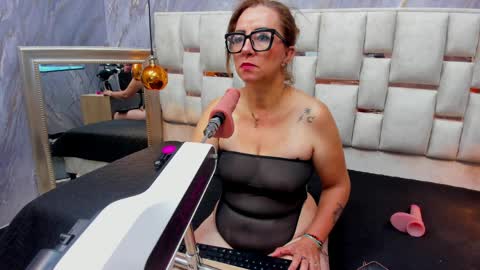 Lili  online show from March 26, 1:06 pm