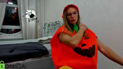 Snapshot of milf_tea chatting on October 31, 1:06 am Thea NONUDE in public GMT2 Mon 3-9 AM Wed 3-9 AM Thur 3-9 AM Fri 3-9 AM Sun 3-9 AM. online show from October 31, 1:06 am