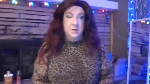 Snapshot of milf_ts_bitch chatting on February 22, 4:51 am milf_ts_bitch online show from February 22, 4:51 am