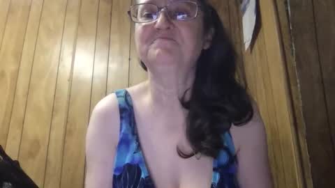 Snapshot of milfmichelle69 chatting on May 29, 2:26 pm milfmichelle69 online show from May 29, 2:26 pm