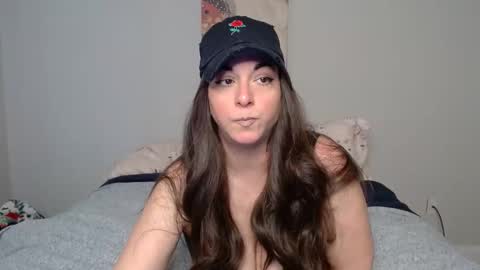 MILF Monee online show from February 18, 7:52 pm