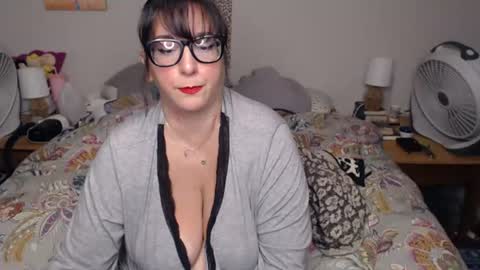 MILF Monee online show from July 19, 12:03 am