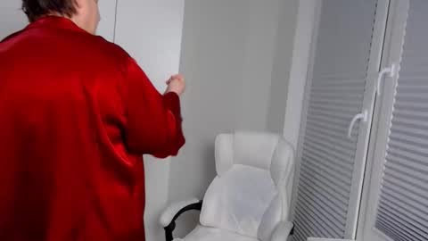 MilfScarlette online show from February 22, 5:30 am