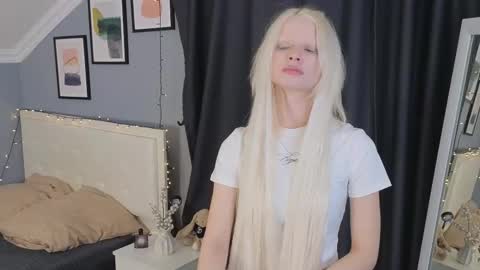 Eva online show from March 11, 11:38 am