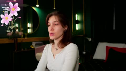 Snapshot of mili_joy chatting on June 6, 5:39 pm Mili Jay online show from June 6, 5:39 pm