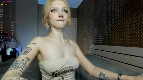 Mila 3 aka Deepthroat World Champion online show from April 18, 3:10 am