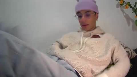 militoveruss2 online show from March 5, 10:55 am