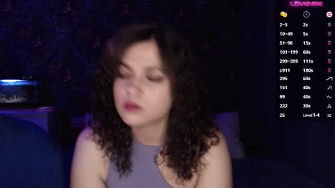 Stella and Neo online show from December 4, 4:11 am