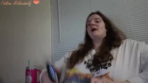 milkedmilf online show from December 15, 5:55 am