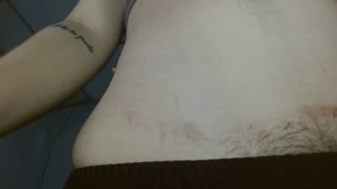 Snapshot of milker_amira chatting on December 29, 7:32 pm Amira online show from December 29, 7:32 pm