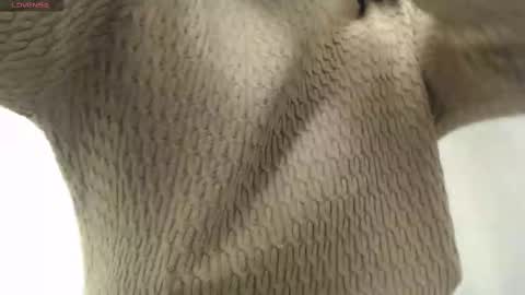 Snapshot of milker_amira chatting on February 11, 12:58 pm Amira online show from February 11, 12:58 pm