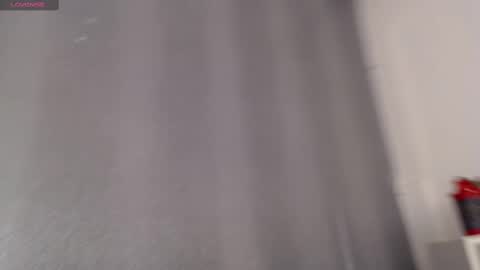 Snapshot of milker_amira chatting on February 24, 3:53 pm Amira online show from February 24, 3:53 pm