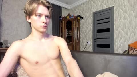 Isaac online show from March 13, 10:05 pm