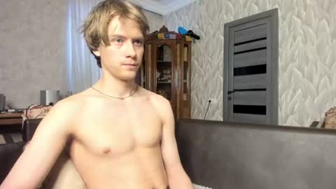 Isaac online show from June 11, 3:59 am
