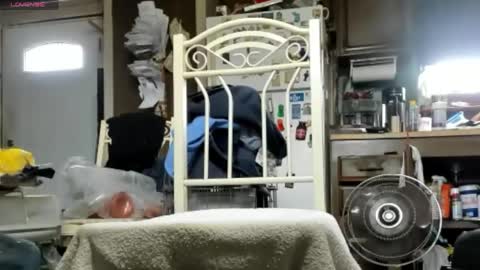 Snapshot of milkman2484 chatting on April 19, 9:17 pm MilkMan2484 online show from April 19, 9:17 pm