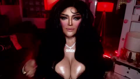 milkshakelavinia online show from January 8, 12:38 am