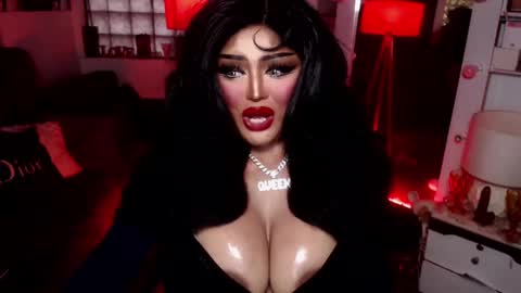 milkshakelavinia online show from January 8, 3:40 am