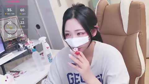 Snapshot of milksola chatting on June 15, 12:07 pm milksola online show from June 15, 12:07 pm