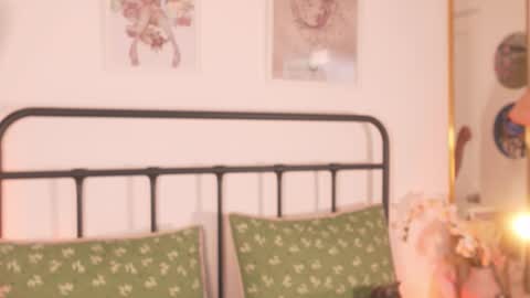 milky_0 online show from January 5, 7:06 pm