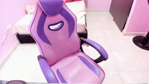 vale online show from October 31, 1:01 pm