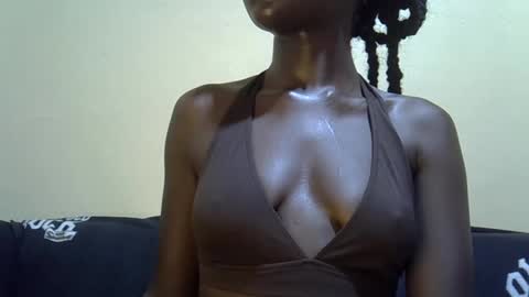 milky_cocoh online show from April 23, 9:08 am