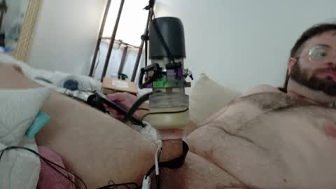 Snapshot of milky_fish chatting on May 16, 10:47 am milky_fish online show from May 16, 10:47 am