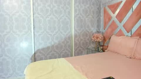 Sofia  online show from November 28, 5:15 pm