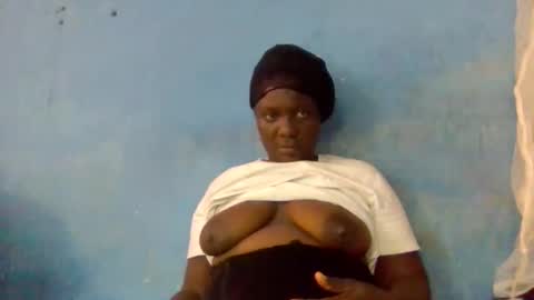 milkyebony254 online show from September 17, 8:05 am