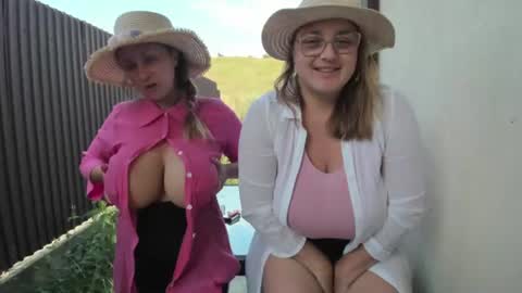Livia online show from July 28, 4:30 am