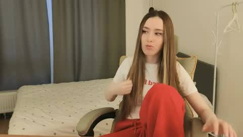 Eva online show from March 28, 5:07 am