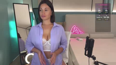 Mila online show from January 17, 10:45 pm