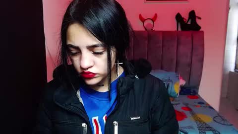 Violeta online show from October 8, 1:20 pm