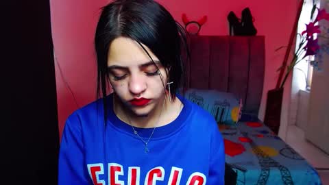 Violeta online show from October 10, 1:32 pm