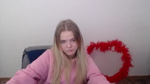 millaloveli online show from February 28, 8:26 am