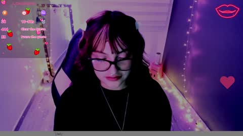 Snapshot of millandiux chatting on January 25, 3:19 am millandiux online show from January 25, 3:19 am