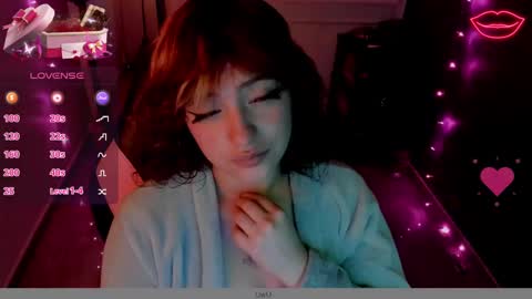 Snapshot of millandiux chatting on February 21, 2:17 am millandiux online show from February 21, 2:17 am