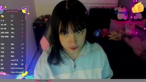 Snapshot of millandiux chatting on September 21, 1:29 am millandiux online show from September 21, 1:29 am