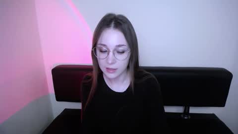 Snapshot of millasamsd chatting on November 17, 9:15 am Milla online show from November 17, 9:15 am