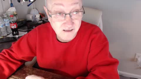 Snapshot of millenium0129 chatting on December 13, 1:37 am millenium0129 online show from December 13, 1:37 am