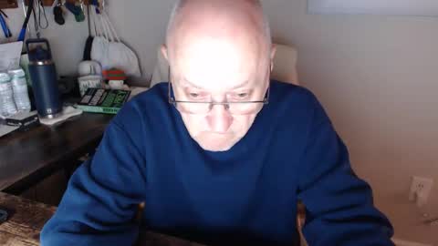 Snapshot of millenium0129 chatting on November 27, 1:51 am millenium0129 online show from November 27, 1:51 am