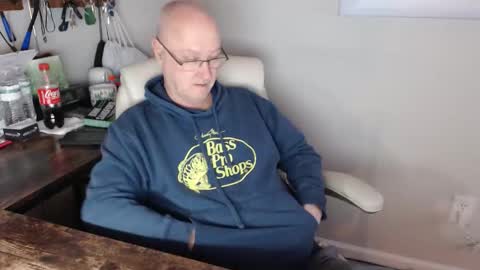 millenium0129 online show from December 23, 1:58 am