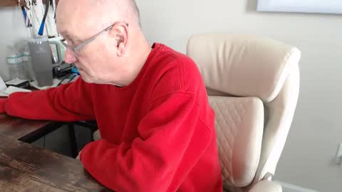 millenium0129 online show from February 3, 5:40 pm